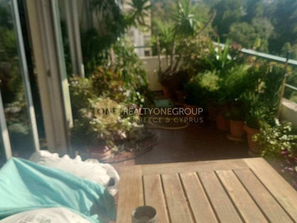 Θέα από μπαλκόνι