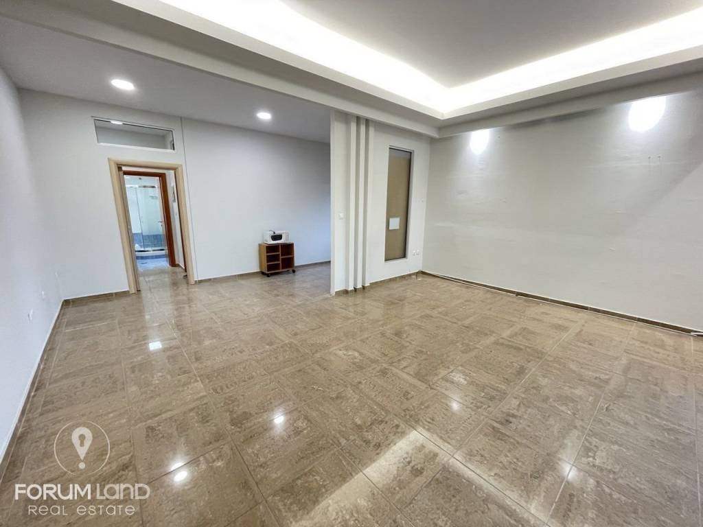 Forumland Real Estate, Εσωτερική όψη