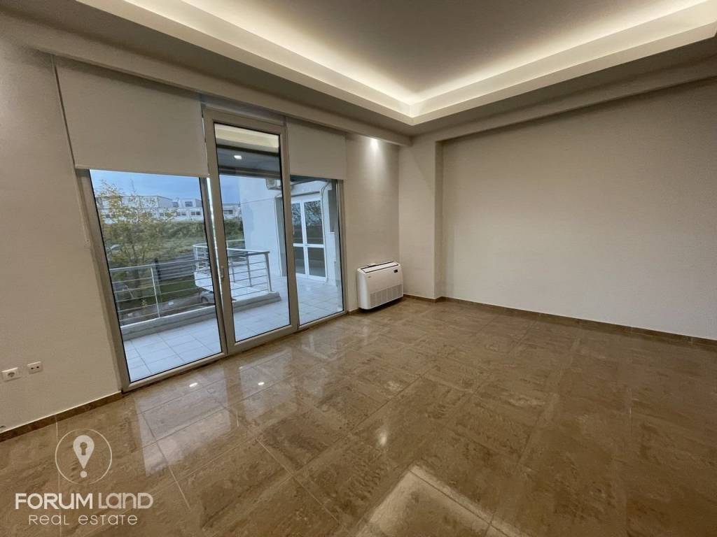 Forumland Real Estate, Εσωτερική όψη