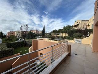 Θέα από μπαλκόνι