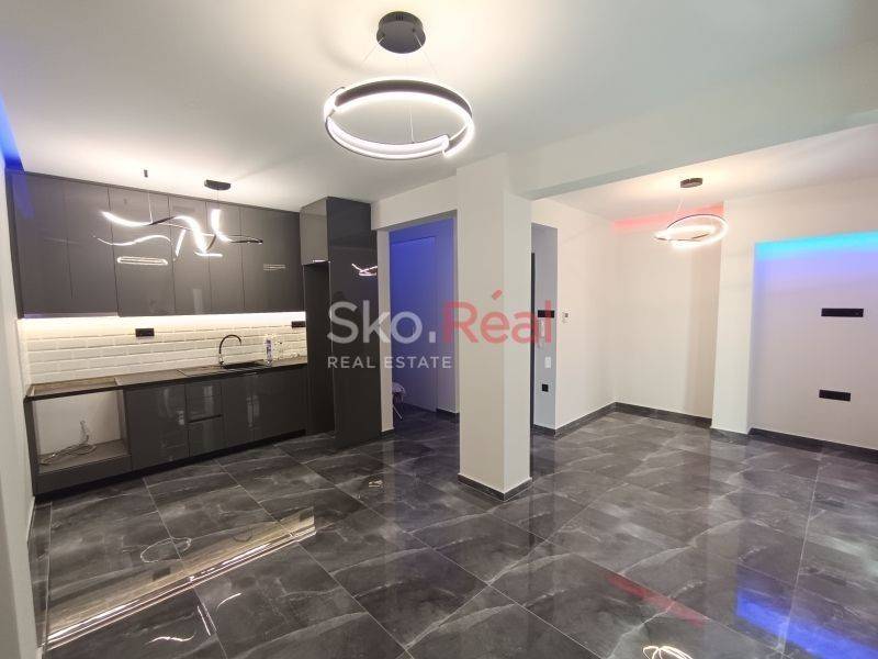 Σαλοκουζίνα