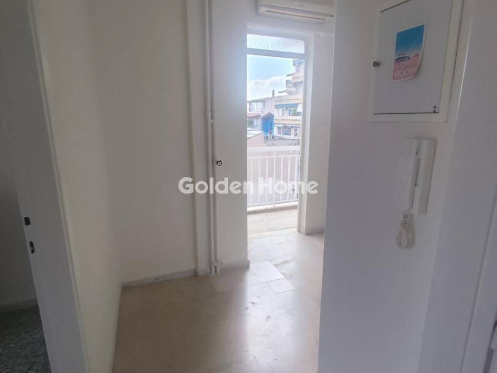 Χολ - Διάδρομος