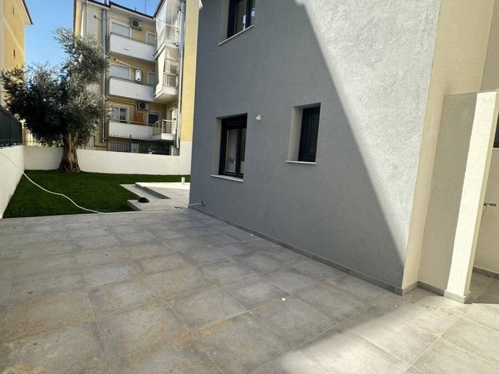 Forumland Real Estate, Κήπος