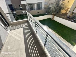 Forumland Real Estate, Μπαλκόνι