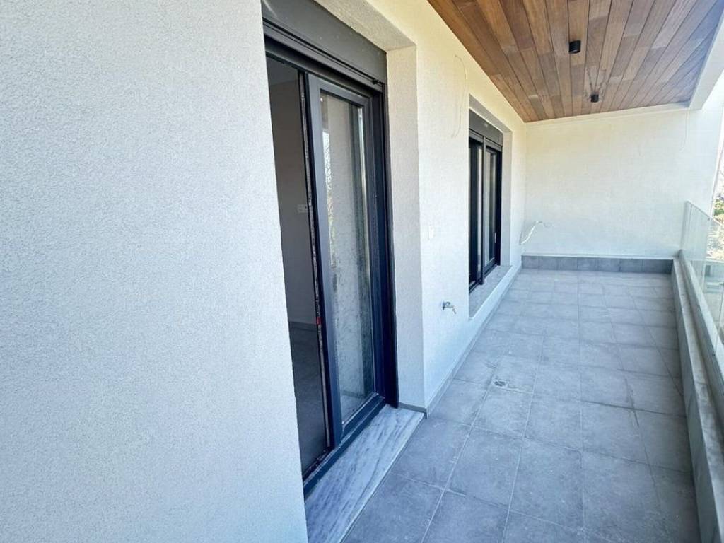 Forumland Real Estate, Μπαλκόνι