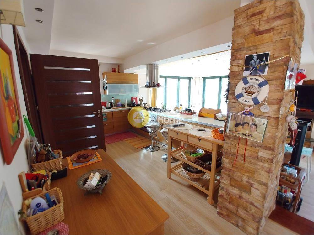 Χολ - Διάδρομος