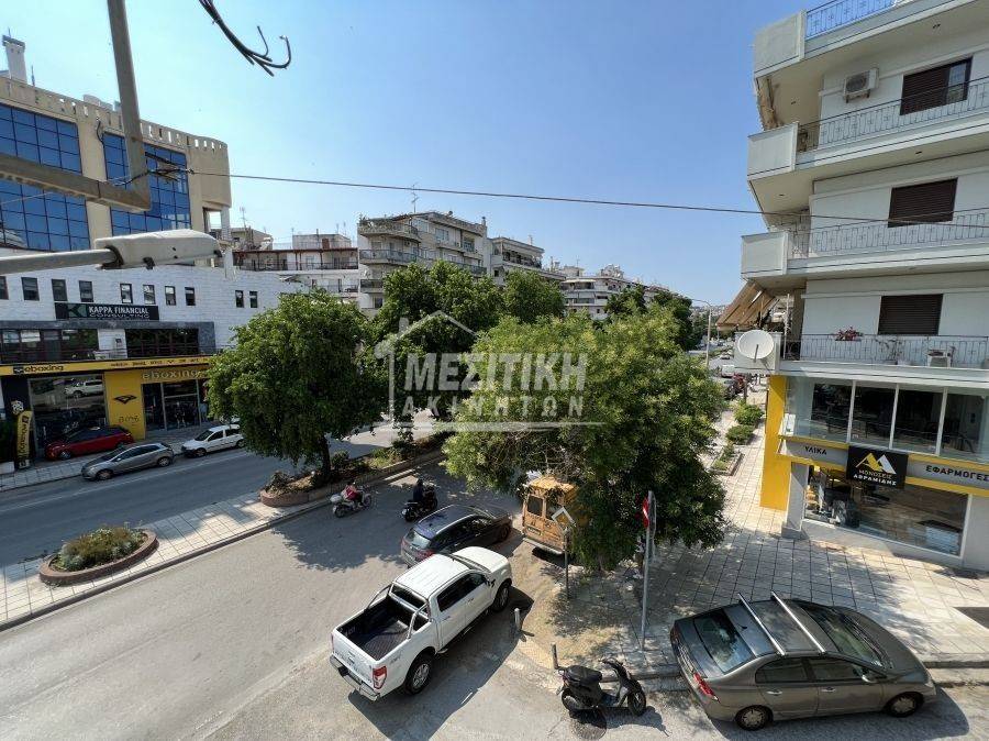 Θέα από μπαλκόνι