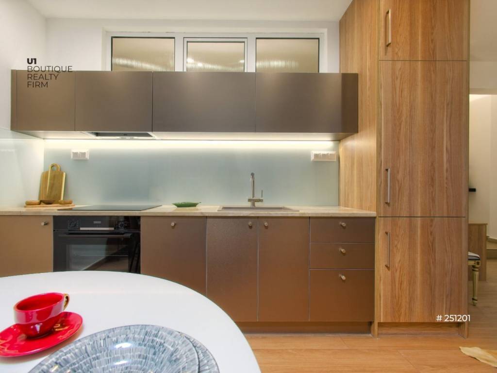 U1 Boutique Realty Firm