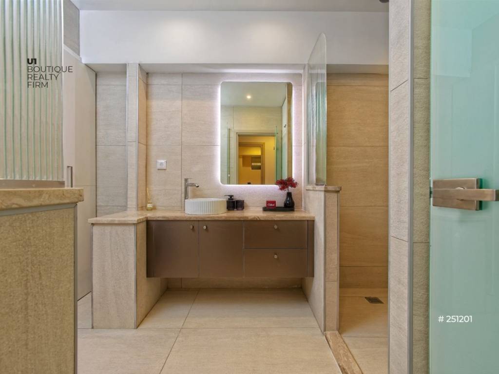 U1 Boutique Realty Firm