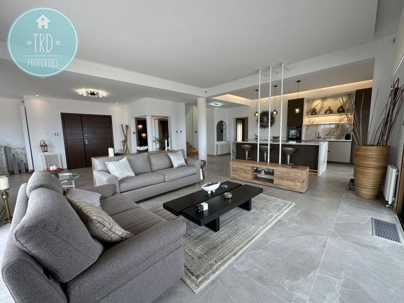 Σαλοκουζίνα