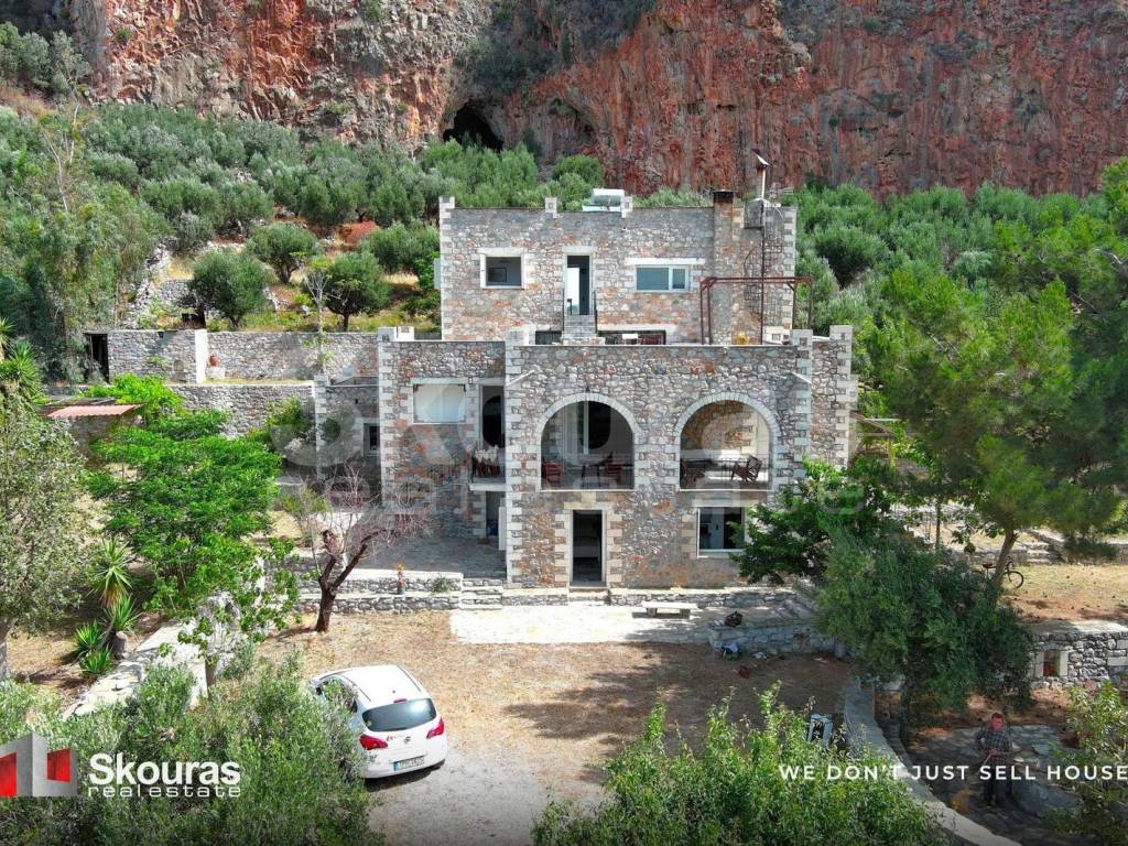 Εσωτερικοι χώροι