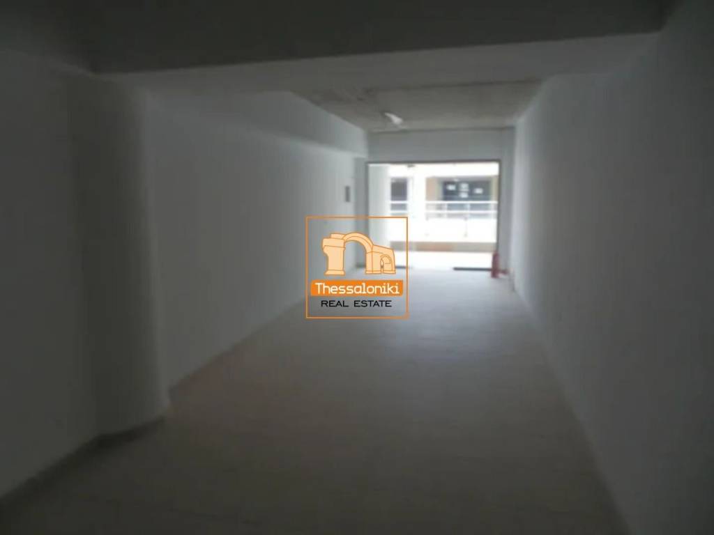 Ωραιόκαστρο, Κατάστημα, 44 τ.μ.