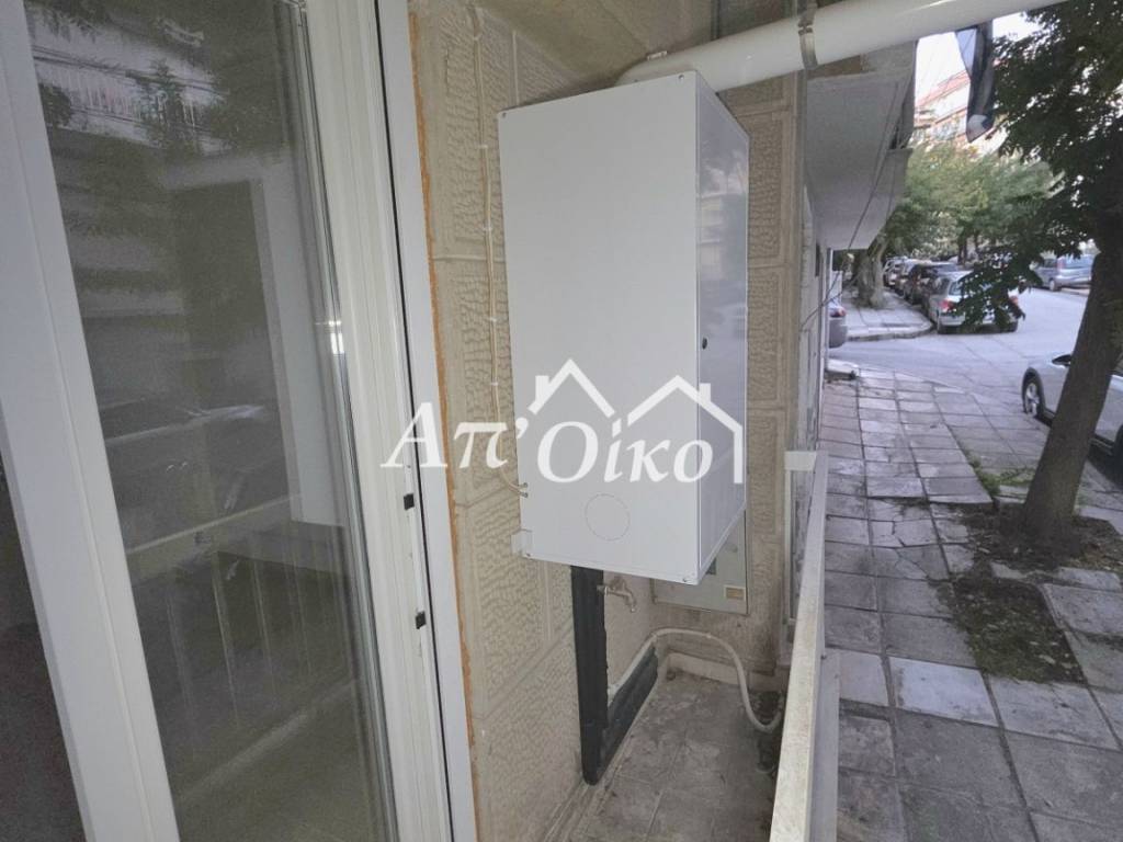 Εμπρόσθιο μπαλκόνι