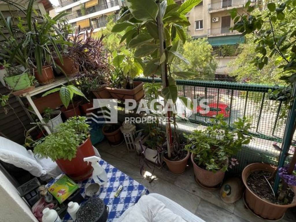 Θέα από μπαλκόνι