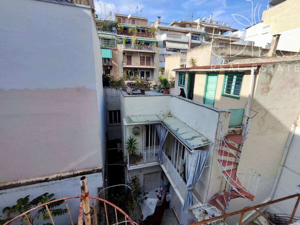 Εσωτερικοι χώροι