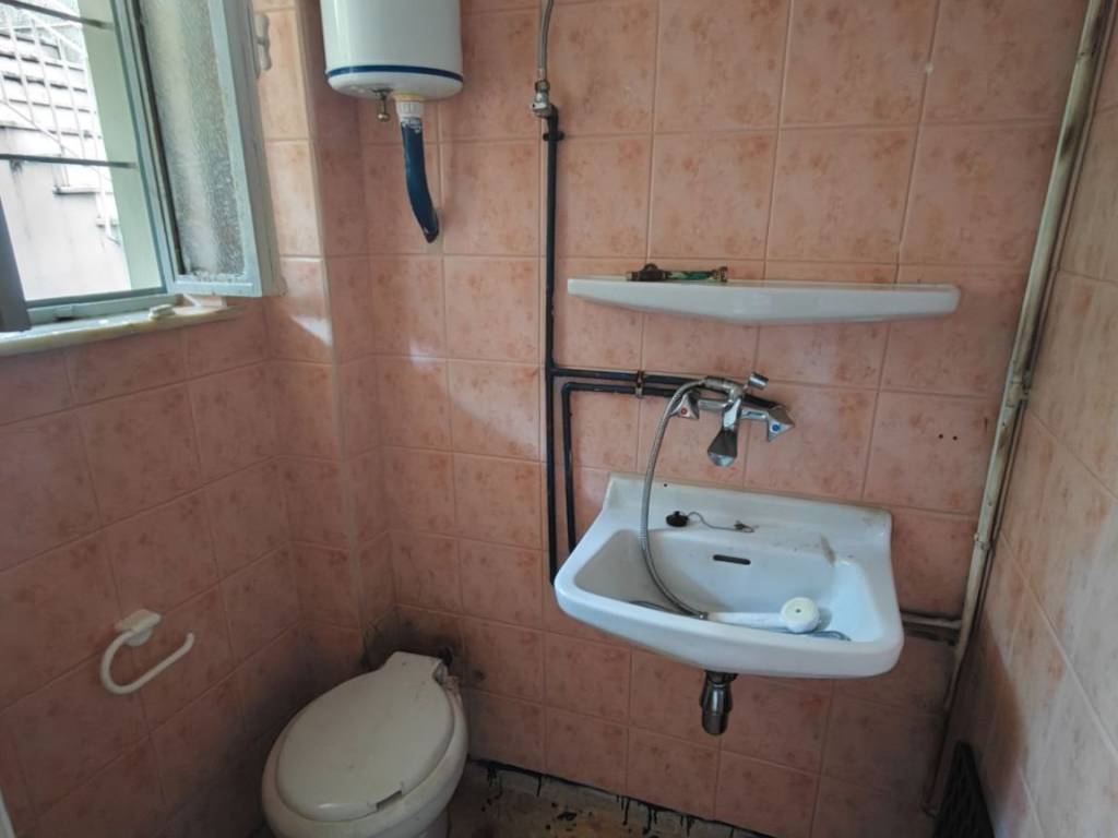 WC στην αποθήκη