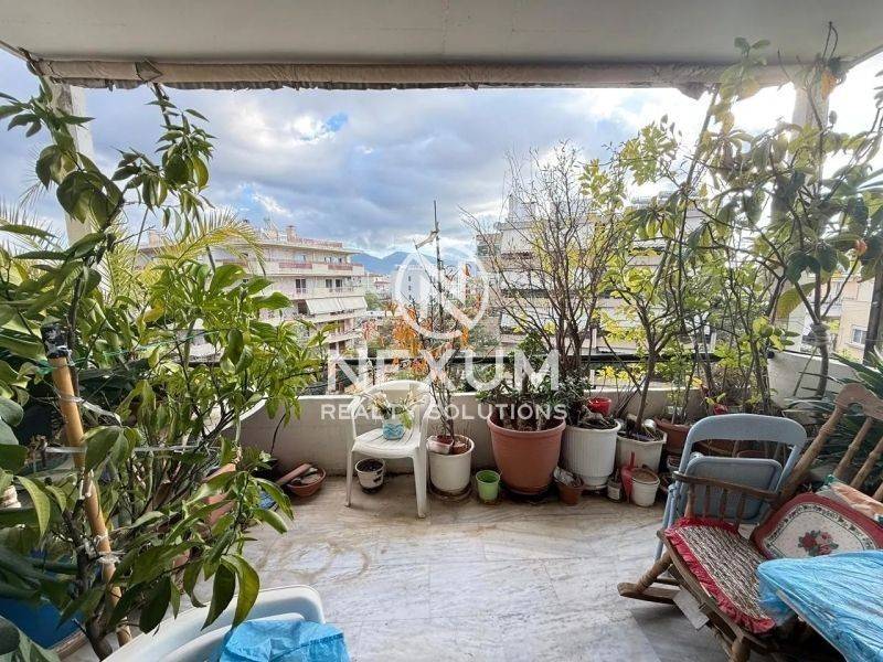 Θέα από μπαλκόνι