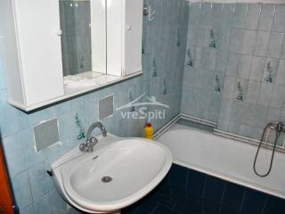 ΑΠΟΨΗ ΜΠΑΝΙΟΥ