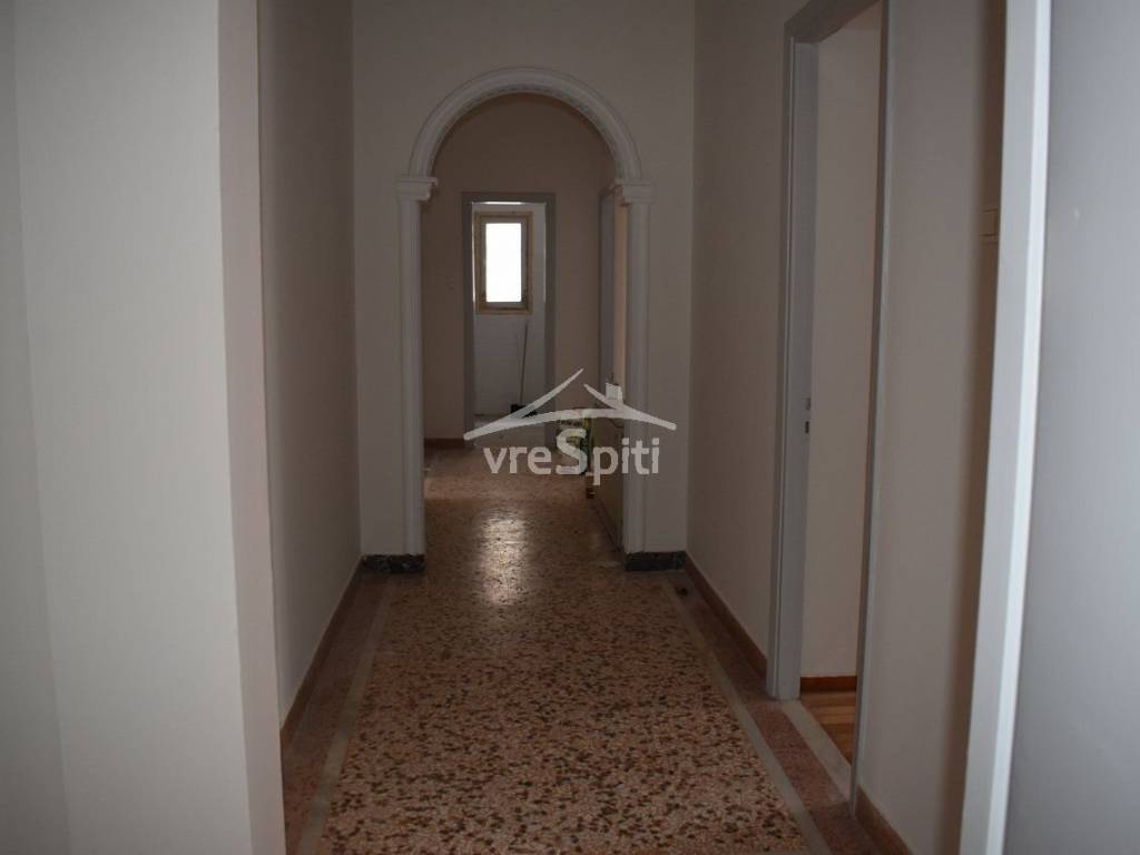 ΕΣΩΤΕΡΙΚΗ ΑΠΟΨΗ ΤΟΥ ΓΡΑΦΕΙΟΥ