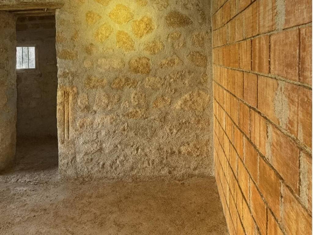 Old stone detached house with a total area of 75 sq.m.