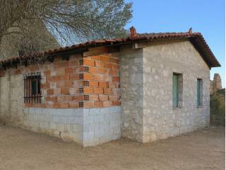 Old stone detached house with a total area of 75 sq.m.