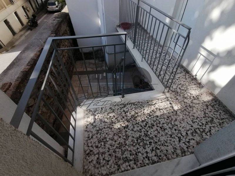 Θέα από μπαλκόνι