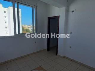 Χολ - Διάδρομος