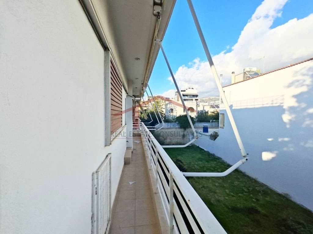 Θέα από μπαλκόνι