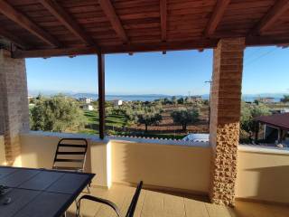 ΘΕΑ ΑΠΟ ΒΕΡΑΝΤΑ