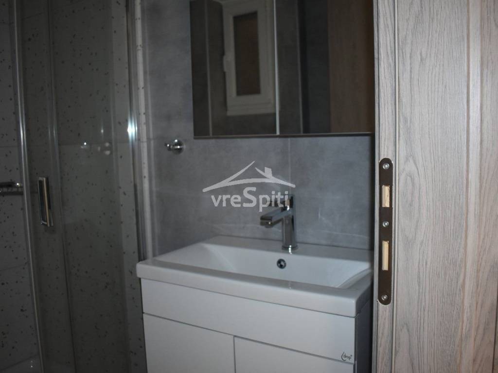 ΑΠΟΨΗ ΑΚΙΝΗΤΟΥ