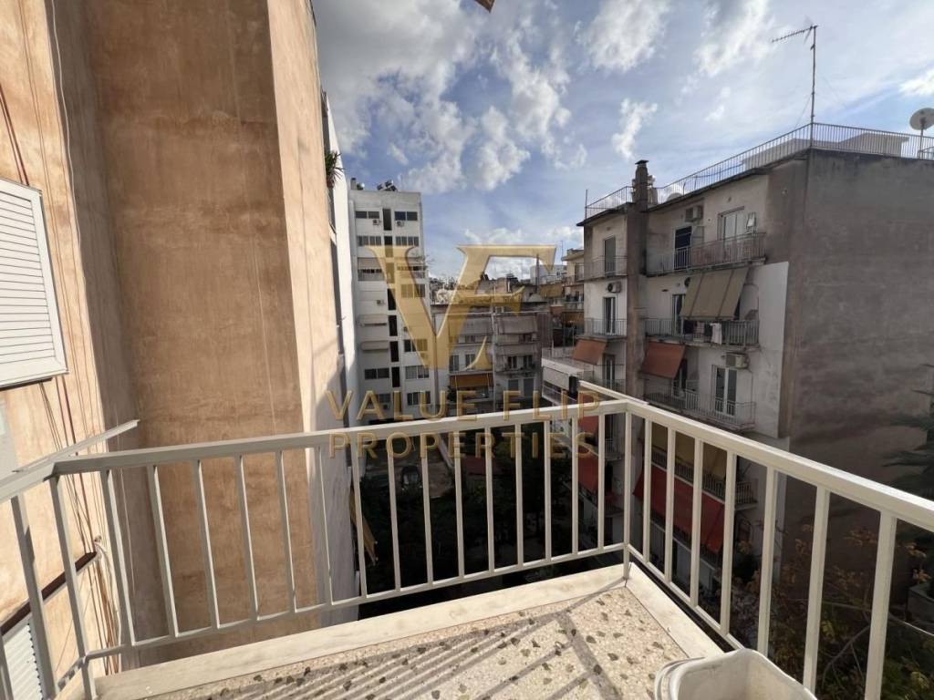 Θέα από μπαλκόνι