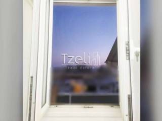 Θέα απο μπαλκόνι