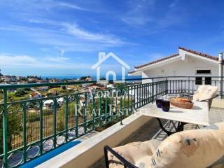 Θέα από μπαλκόνι