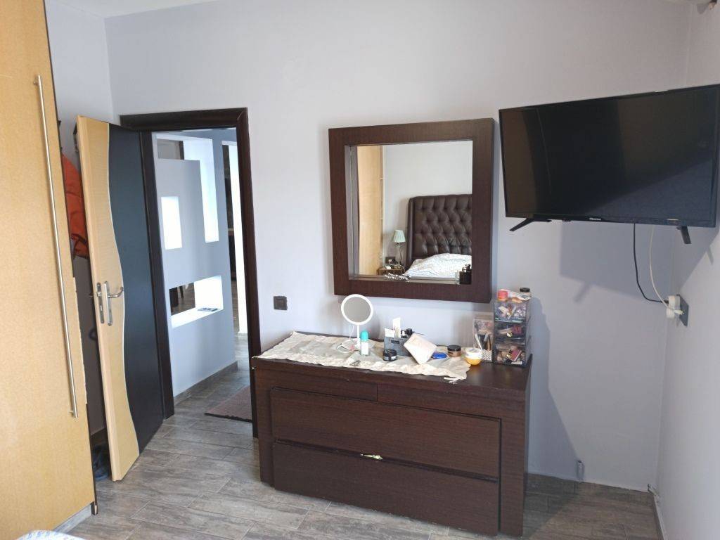 ΥΠΝΟΔΩΜΑΤΙΟ ΤΗΣ ΜΕΖΟΝΕΤΑΣ, ΠΡΩΤΟΣ ΟΡΟΦΟΣ