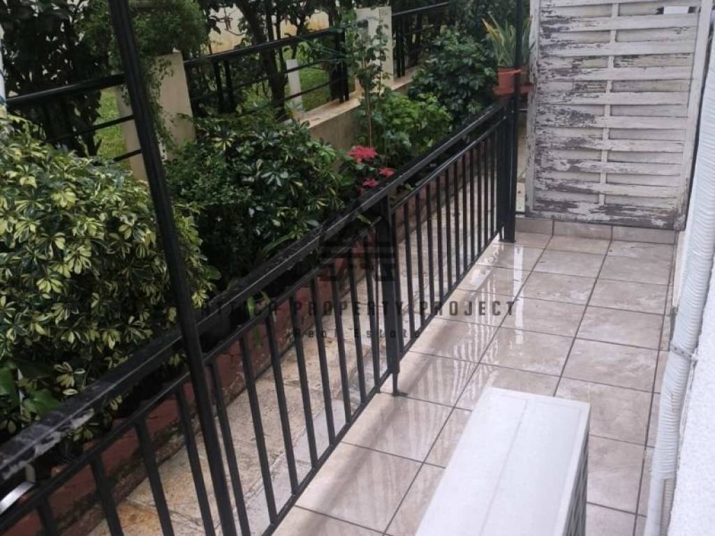 Θέα από μπαλκόνι