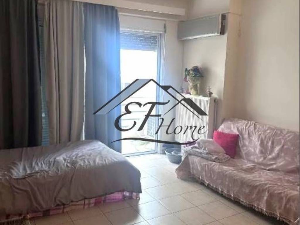 Ενιαίος χώρος υπνοδωμάτιο-σαλόνι