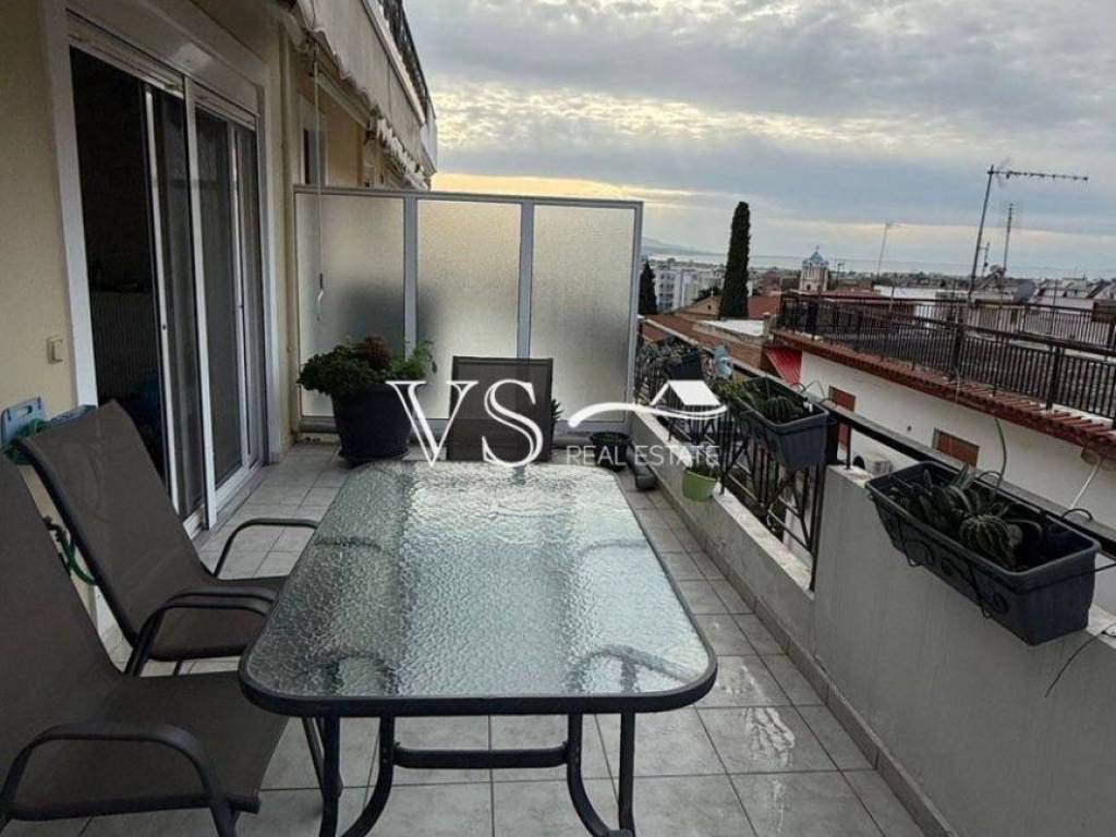 Θέα απο μπαλκόνι