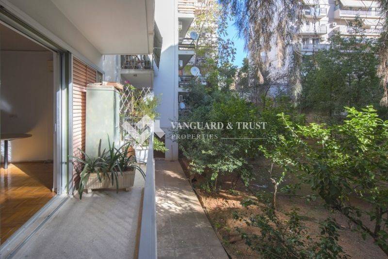 Θέα από μπαλκόνι