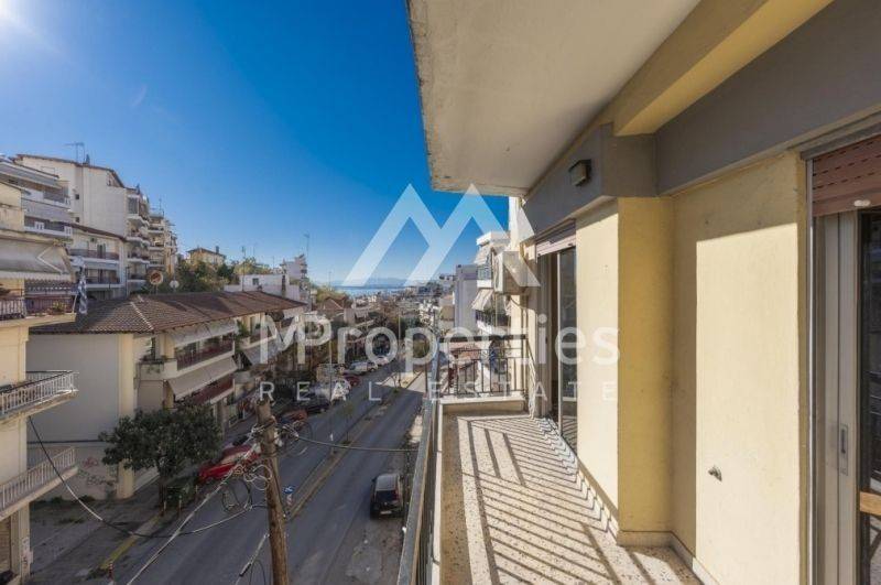 Θέα από μπαλκόνι