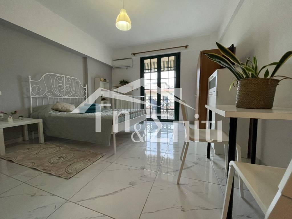 Σαλοκουζίνα