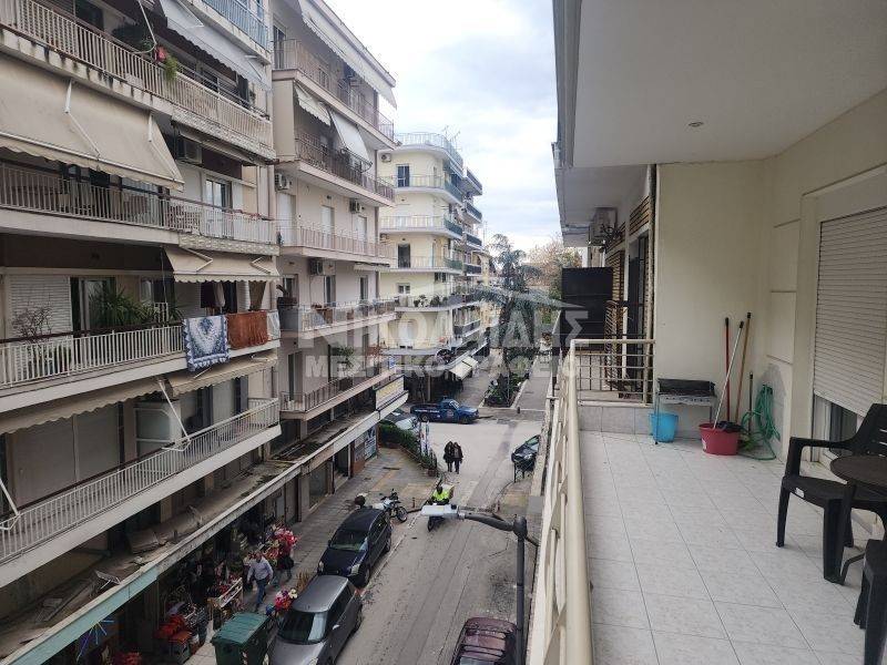 Θέα από μπαλκόνι