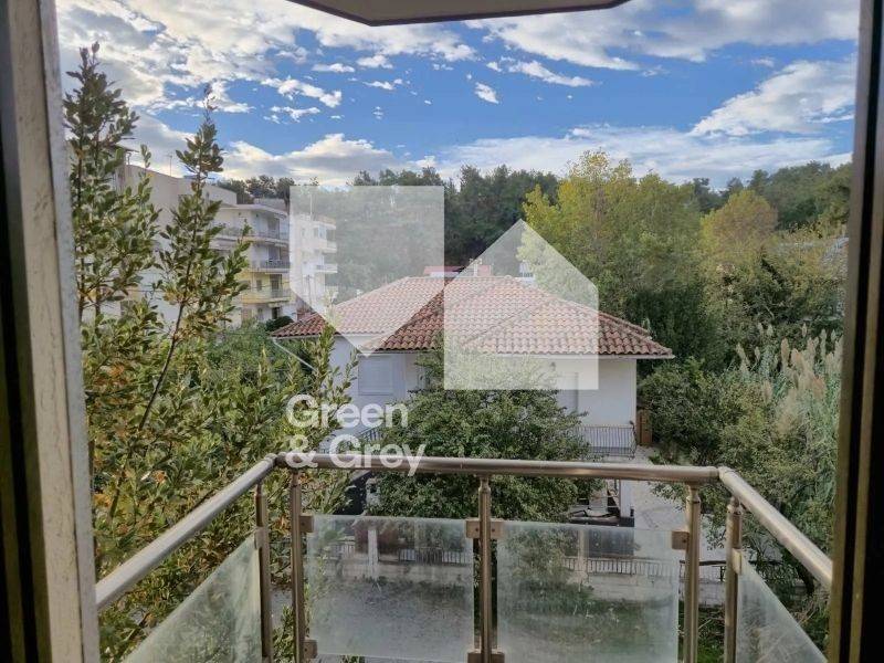 Θέα από μπαλκόνι