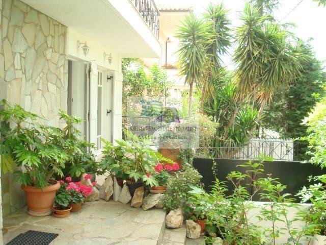 INDEPENDENT ENTRANCE