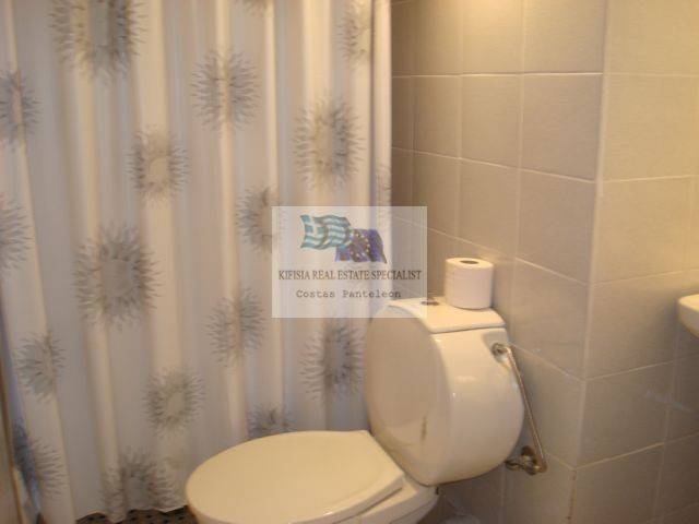 BATHROOM WITH SHOWER