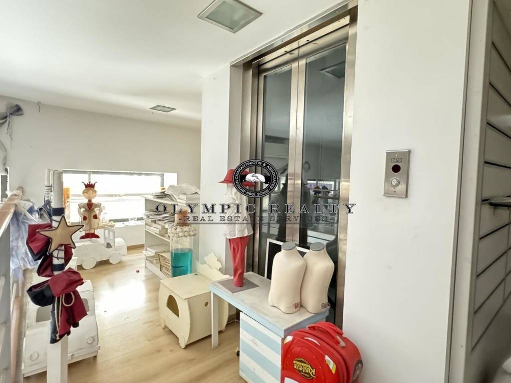 Εσωτερικοι χώροι