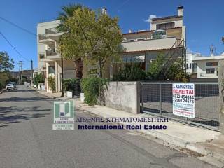 E PROSOPSE EPI TES ODOY TH.TSEKE