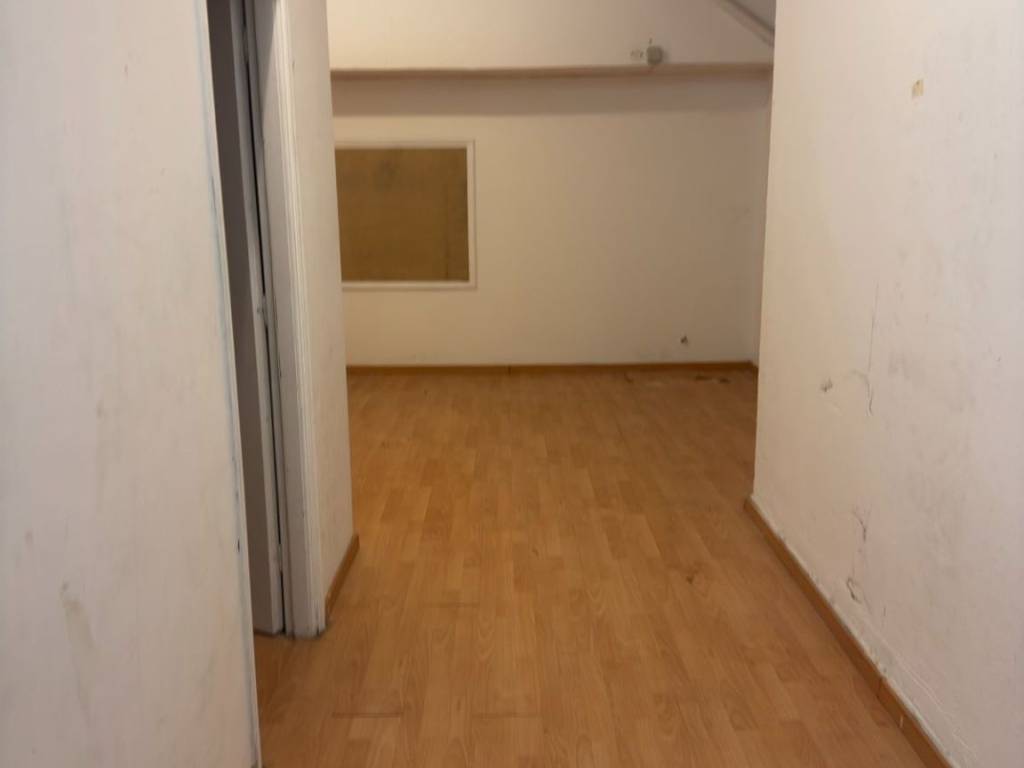 επάνω όροφος