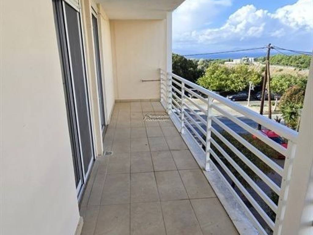 ΜΠΑΛΚΟΝΙ ΕΜΠΡΟΣ