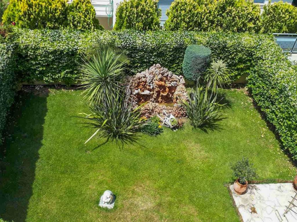 Εξωτερικοι χώροι