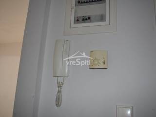 ELEKTROLOGIKOS PINAKAS